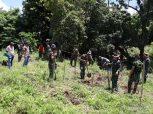 Gotong Royong TNI dan Warga, Pondasi Jembatan di Tama Tabuli Mulai Dikerjakan