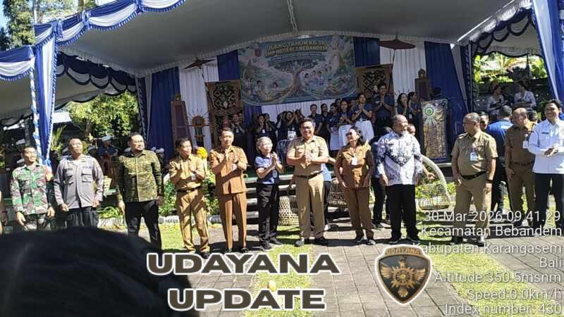 Anggota Koramil 1623-07/Bebandem Hadiri HUT ke-39 SMPN 2 Bebandem