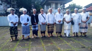 Anggota Koramil 1623-02/Abang Hadiri Upacara Majaya-Jaya dan Pengukuhan Prajuru MDA se-Kabupaten Karangasem