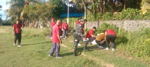 Babinsa Banjarangkan Bersinergi Gelar Gerakan Indonesia ASRI Di Lapangan Banjarangkan