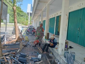 Babinsa Desa Beru Laksanakan Pengawasan Koperasi Merah Putih untuk Dukung Ekonomi Warga