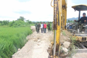 Dandim 1608 Bima Selaku Dansatgas TMMD ke-127 Lakukan Inspeksi Mendadak ke Lokasi Pembangunan Jalan Tani Sondo