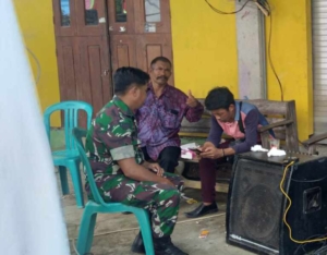Komsos Babinsa Seteluk Perkuat Sinergi TNI dan Masyarakat di Desa Desaloka