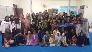 Pererat Silaturahmi, Komunitas Aremania Lombok Gelar Santunan Dan Bukber Bersama Yatim Piatu