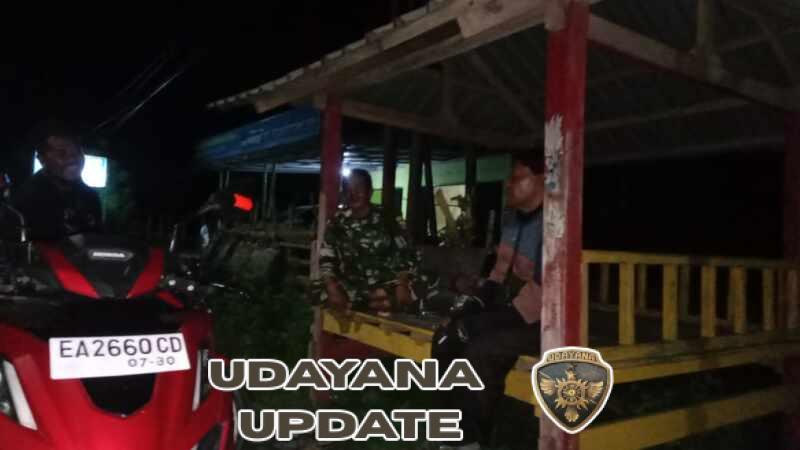 Sertu Jumadi Laksanakan Patroli Wilayah, Situasi Poto Tano Aman dan Kondusif