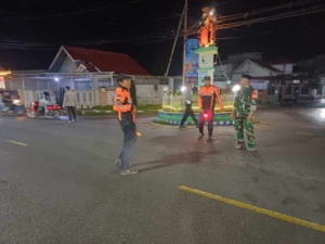 Kehadiran Babinsa Beri Rasa Aman, Sholat Tarawih di Dompu Berjalan Lancar