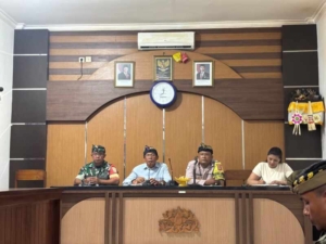Pastikan Nyepi dan Arus Mudik Selaras, Babinsa Pangyangan Kawal Rapat Koordinasi Ogoh-Ogoh