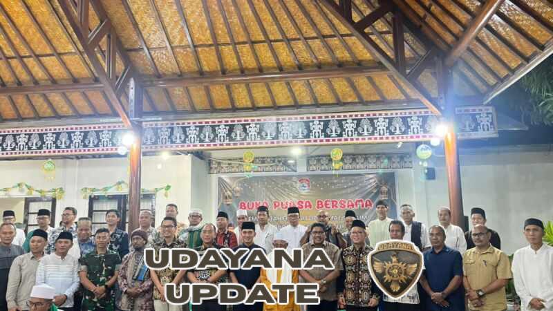 Dandim 1601/Sumba Timur Turut Hadir Buka Puasa Bersama Pemda dan Tokoh Agama.