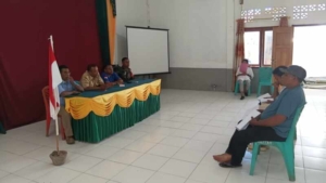 Babinsa Dampingi Penyaluran Bantuan Langsung Tunai Dana Desa di Demon Pagong