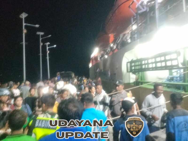 Babinsa Koramil 1627-03/BTT Amankan Kapal Sabuk Nusantara 43