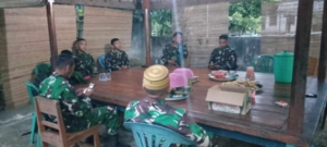 Sertu Holil Pimpin Pengamanan Pawai Takbiran, Warga Sorinomo Antusias