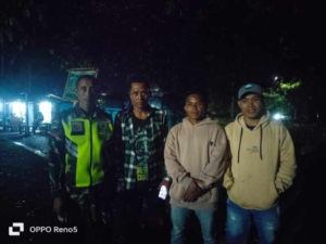 Babinsa Kareke Ajak Warga Tingkatkan Koordinasi Demi Keamanan Lingkungan