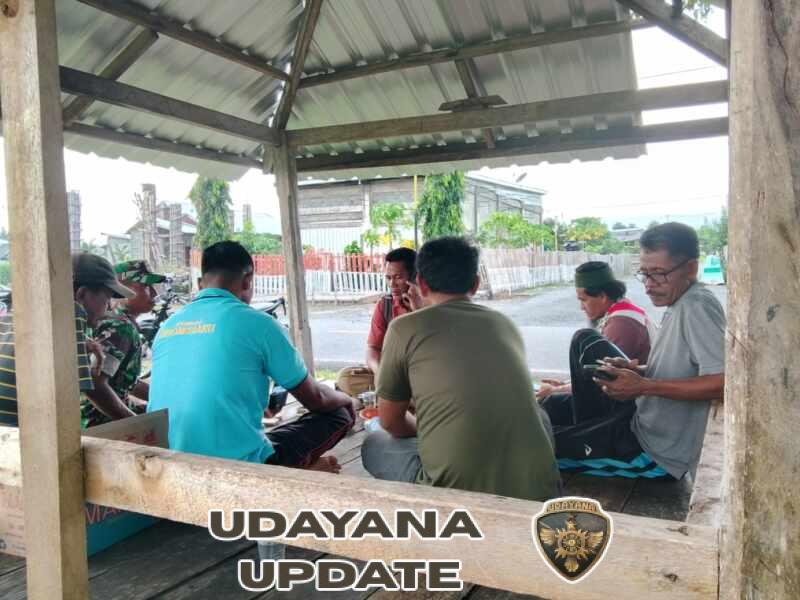 Babinsa Humanis Koramil Pekat Perkuat Kebersamaan Warga Nanga Kara