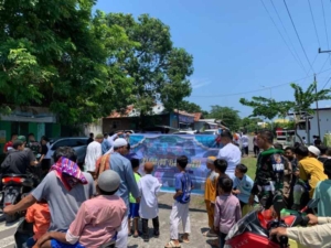 Yonif TP 875/SYP Gelar Jumat Berkah, di masjid Fastabiqul Khairat