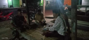 Babinsa Hadir di Tengah Warga, Ronda Malam Jadi Ajang Jaga Kebersamaan dan Keamanan