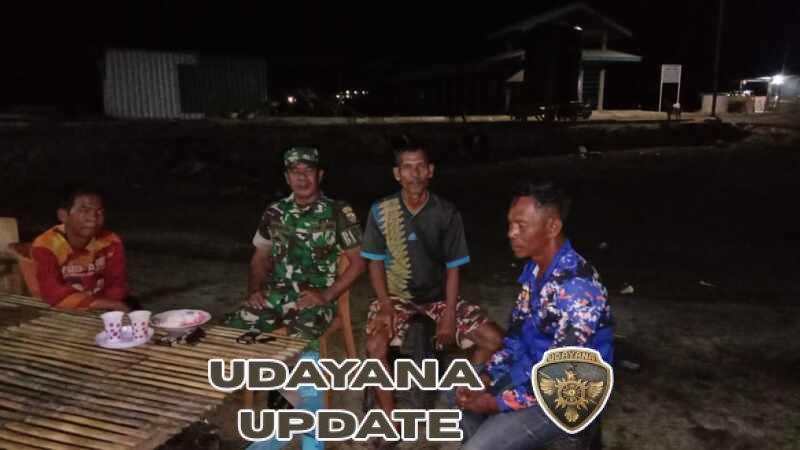 TNI Hadir di Tengah Masyarakat, Situasi Poto Tano Kondusif