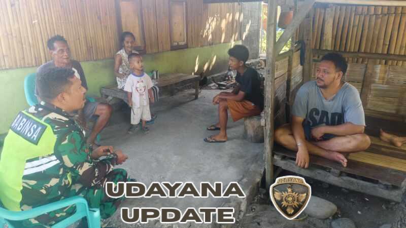 Babinsa Aesesa Aktif Komsos dan Monitoring Wilayah di Desa Labolewa