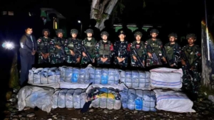 Satgas Yonarmed 12 Kostrad Gagalkan Penyelundupan 15 Ball Press di Perbatasan RI–Timor Leste