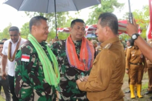 Dandim Kupang Dampingi Danrem Resmikan Sumur Bor