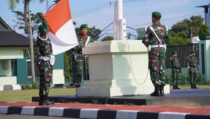Kodim 1630/Manggarai Barat Gelar Upacara Bendera 17-an, Dandim Sampaikan Arahan Pangdam IX/Udayana