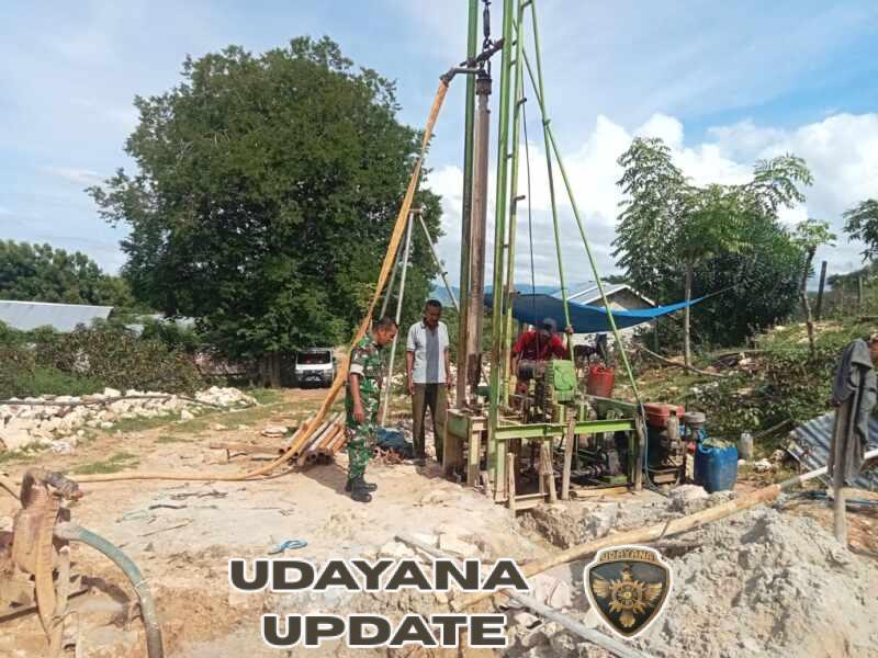 Sumur Bor Bantuan BNPB di Kelurahan Mbay I Capai 100 Persen, Babinsa Lakukan Pemantauan