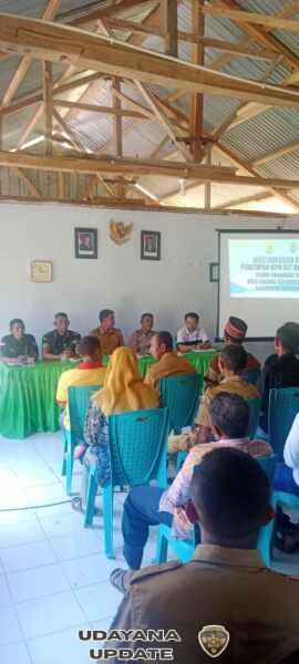 Kawal Dana Desa, Babinsa Koramil 1612-02/Reok Hadiri Penetapan APBDes Salama TA 2026