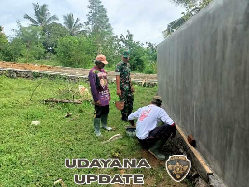 Babinsa Koramil 1628-03/Seteluk Tinjau Pembangunan Posyandu di Seteluk Rea