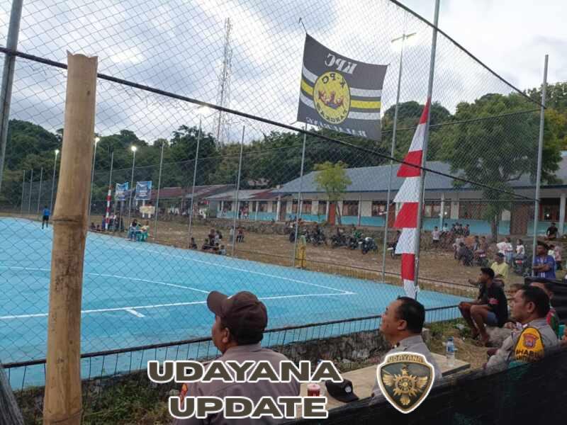 Babinsa Omesuri Bersama Polsek Amankan Turnamen Futsal Balauring Cup 2026