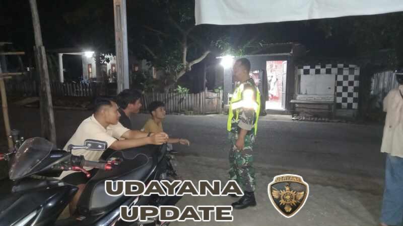 Koramil Moyo Hilir Hadir di Tengah Masyarakat Melalui Patroli Malam