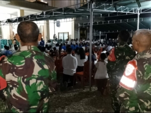 Babinsa Koramil Amarasi Amankan Malam Kamis Putih