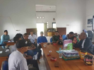 Perkuat Kamtibmas, Babinsa Ropang dan Muspika Lantung Tingkatkan Sinergitas
