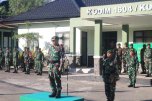 Upacara Bendera Kodim Kupang Perkuat Disiplin Prajurit