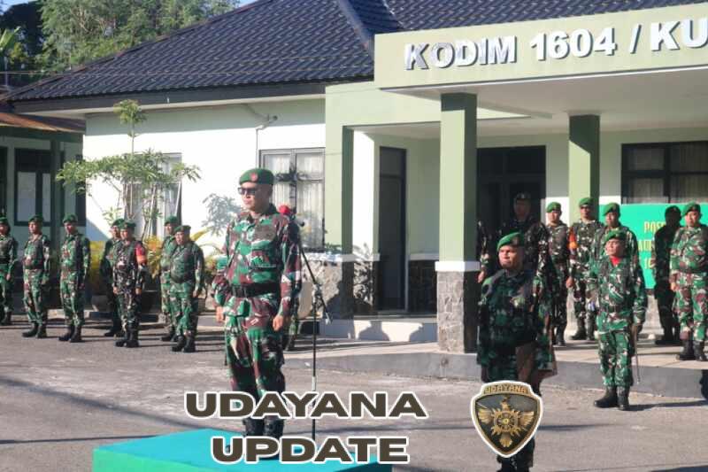 Upacara Bendera Kodim Kupang Perkuat Disiplin Prajurit