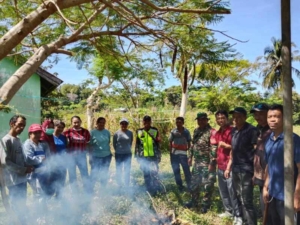 Babinsa Retraen Bersama Warga Gelar Karya Bakti