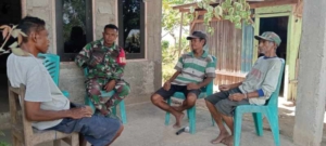 Wujudkan Wilayah Aman dan Tenteram, Babinsa Himbau Warga Laksanakan Kewajiban Menjaga Keamanan Lingkungan