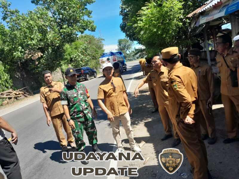 ‎Babinsa Rhee Beru Kawal Penertiban Lapak, Wujudkan Desa Tertib dan Bersih