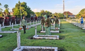 Peringati HUT ke-62 Dharma Pertiwi, Persit Kodim Tabanan Ikuti Ziarah dan Tabur Bunga di TMPN Pancaka Tirta