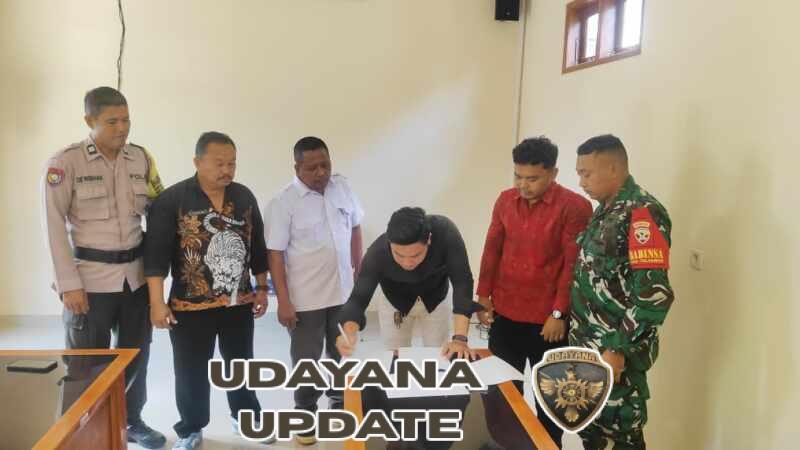 Babinsa 1623-08/Kubu Hadiri Penyerahan Dana Ketahanan Pangan untuk Peternak Ayam Petelur
