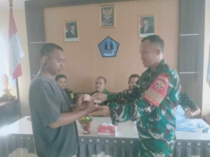 Babinsa Satra Dampingi Penyaluran BLT DD Bulan April 2026