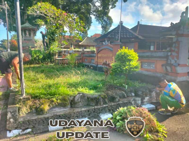 Bersih Lingkungan Kerja, Koramil Klungkung Ciptakan Suasana Bersih Dan Nyaman