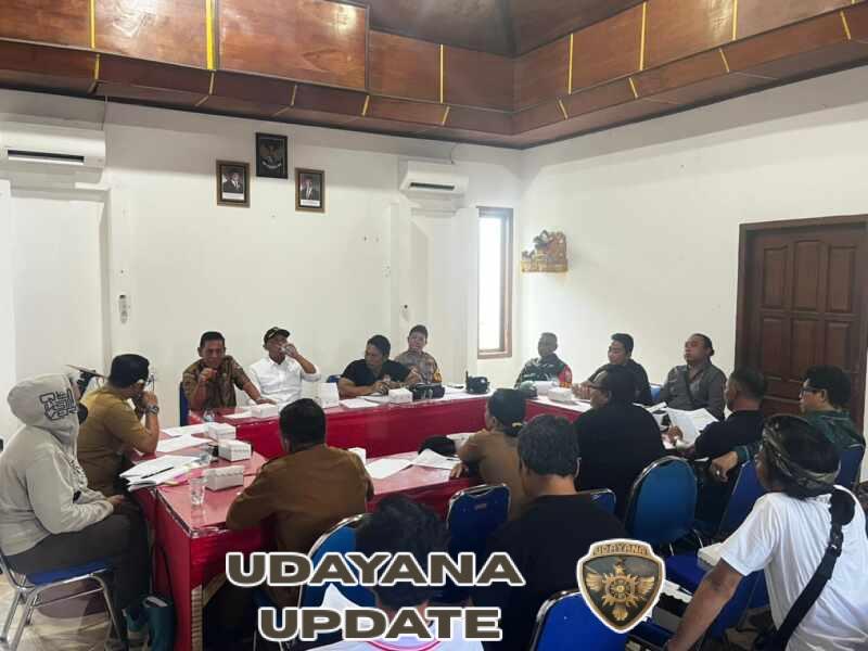 Hadir Di Desa Jungutbatu, Pelda Suni Lais Atensi Musdes
