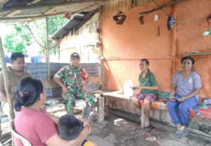 Tanpa Kenal Waktu, Babinsa Koramil 01/Lewa Aktif Kunjungi Warga Binaan