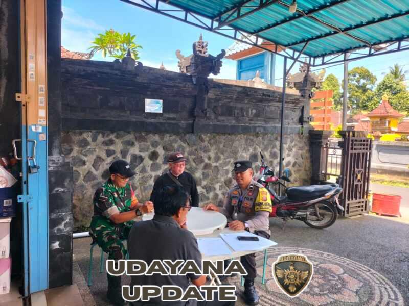 Babinsa Bakas Gelar Komsos Bersama Bendesa Dan KBD