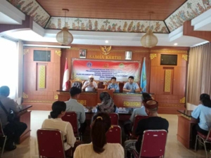 Kejari Klungkung Gelar Sosialisasi Pengelolaan Dana Desa, Babinsa Tojan Hadir Beri Dukungan