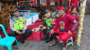 Aparat TNI Polri Dan Pecalang Di Tihingan Kawal Upacara Melasti