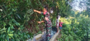 Babinsa Semarapura Kauh Pelopori Gotong Royong