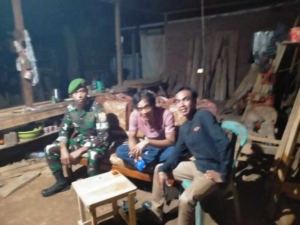 Koramil Jereweh Gelar Patroli Malam, Warga Diimbau Jaga Keamanan