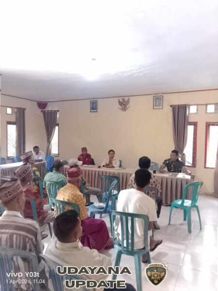 Babinsa Koramil 1612-01/Ruteng Hadiri Rapat Penetapan APBDes Desa Nati