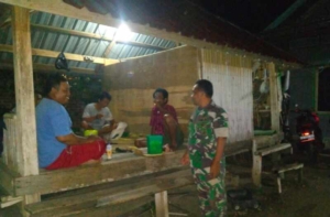 Antisipasi Gangguan Kamtibmas, Koramil Seteluk Rutin Laksanakan Patroli Malam
