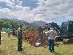 Pembangunan Koperasi Merah Putih di Mpili Dimulai, Babinsa Lakukan Pendampingan